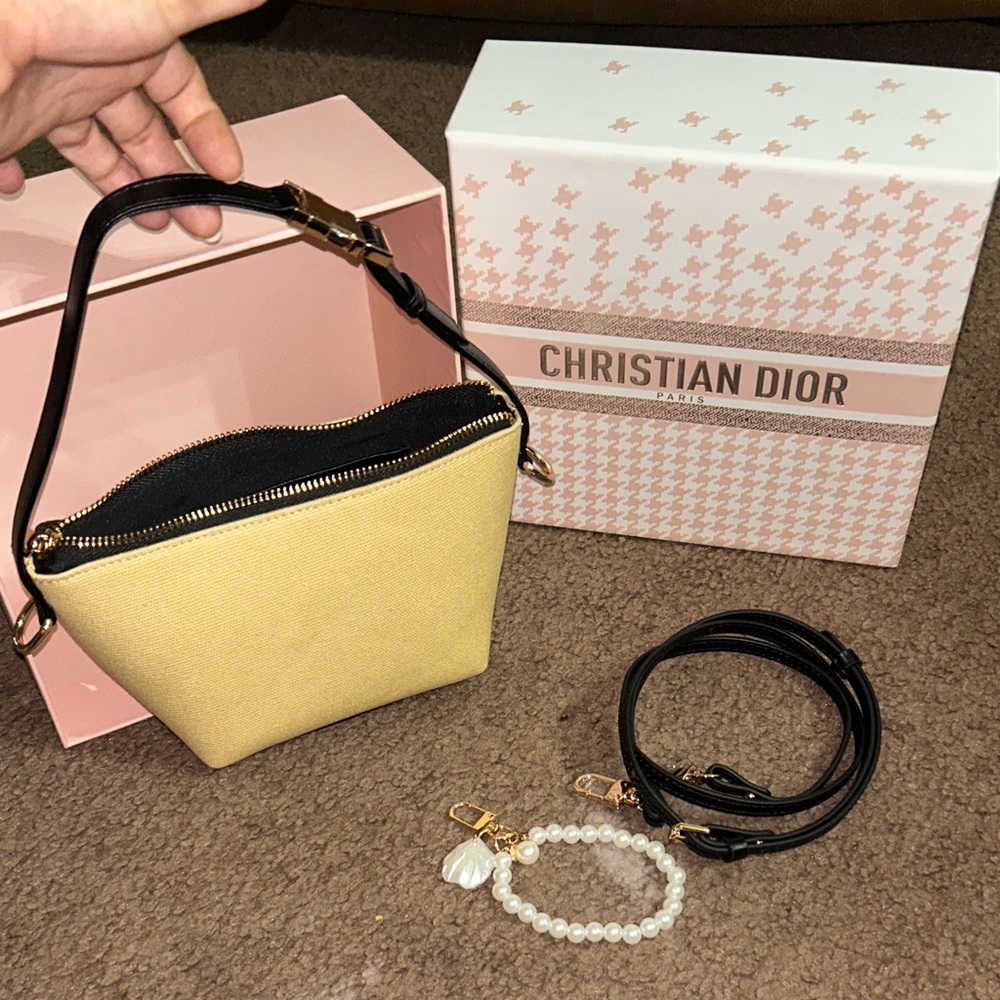 Authentic Dior Mini Bag VIP with Box, Strap, and Sea Shell Charm - Picture 6 of 8
